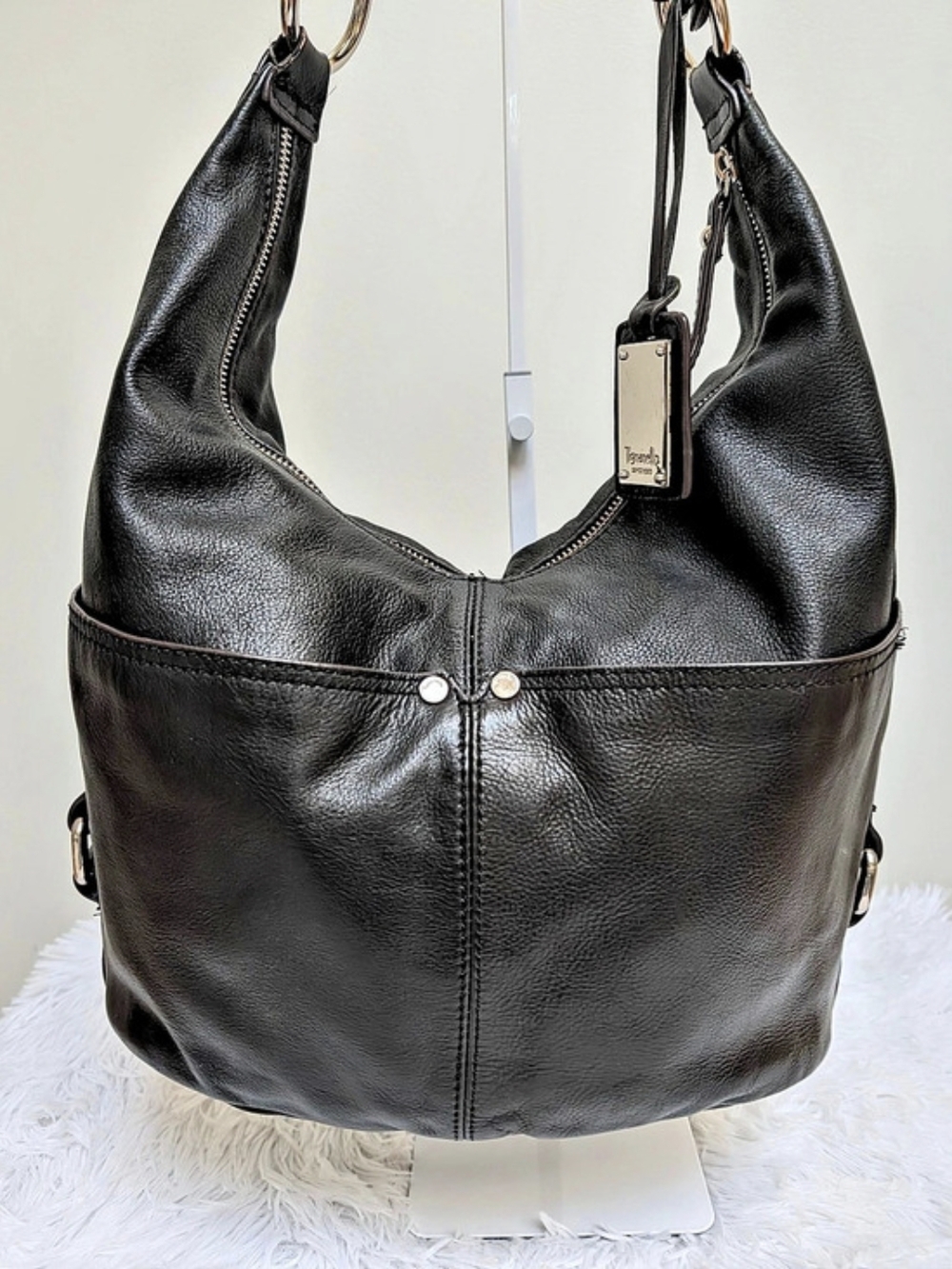Tignanello Leather Hobo in Black